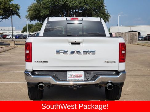 Used 2025 RAM 1500 Laramie AWD/4WD image 5