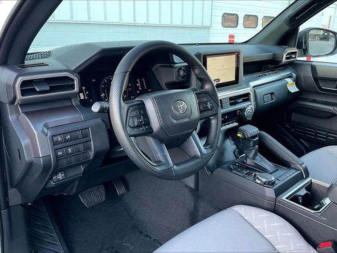 New 2025 Toyota Tacoma SR5 image 7