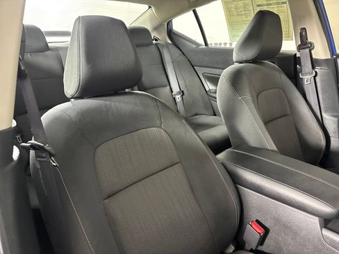 Used 2025 Nissan Altima 2.5 SV AWD/4WD image 27