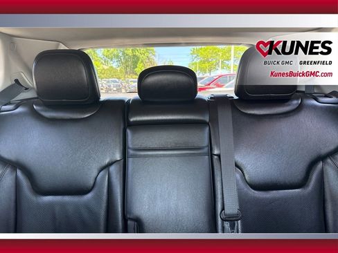 Used 2018 Jeep Compass Limited w/ Navigation Group AWD/4WD image 33