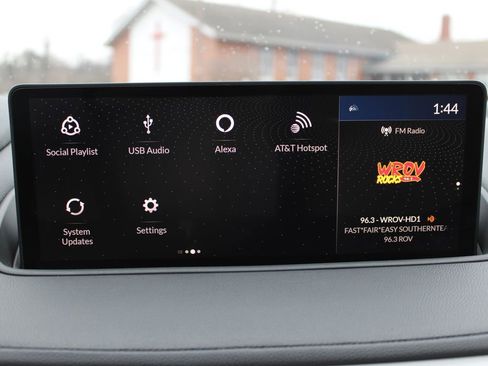 Used 2022 Acura MDX SH-AWD image 15