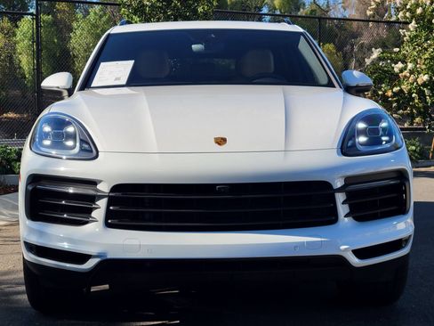 Certified 2022 Porsche Cayenne Platinum Edition AWD/4WD image 10