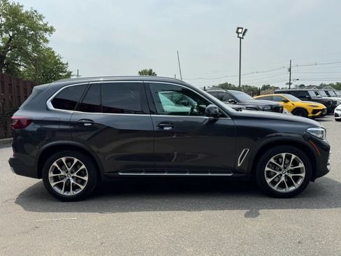 Used 2022 BMW X5 xDrive40i AWD/4WD image 4