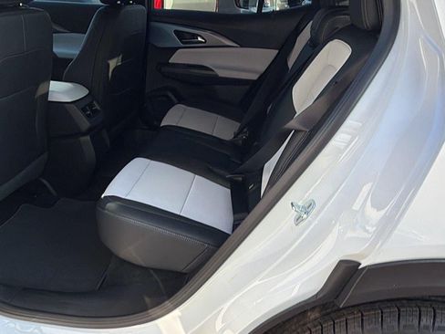 New 2026 Chevrolet Equinox EV LT FWD image 17