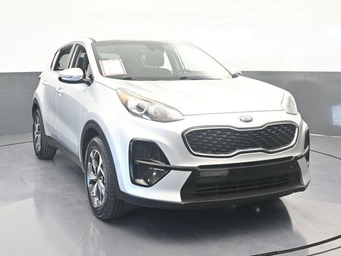 Used 2020 Kia Sportage LX w/ LX Popular Package image 9