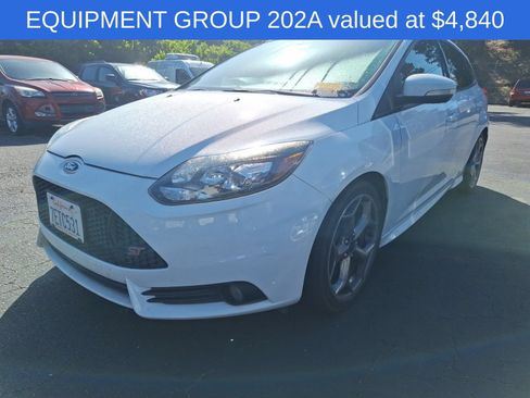 Used 2014 Ford Focus ST w/ Equipment Group 202A FWD image 3