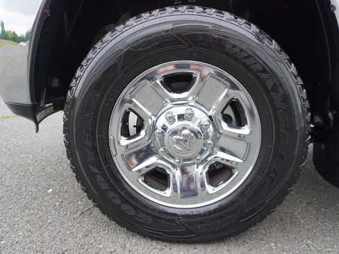 Used 2014 RAM 2500 Tradesman w/ Chrome Appearance Group AWD/4WD image 25