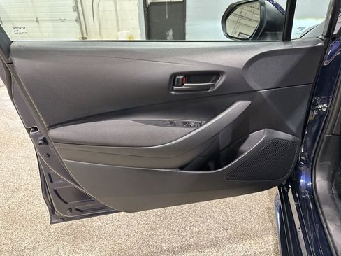 Certified 2025 Toyota Corolla LE image 11