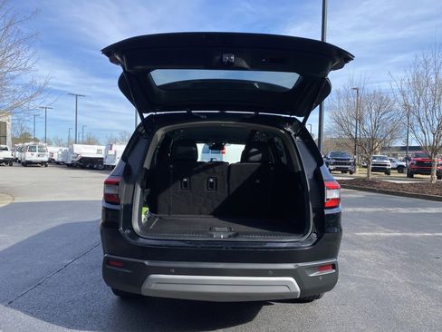 Used 2024 Honda Pilot EX-L image 11