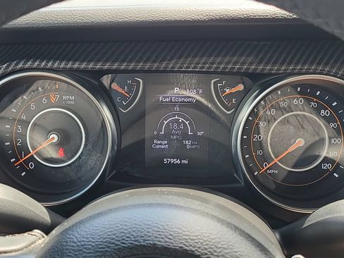 Used 2023 Jeep Gladiator Sport AWD/4WD image 21
