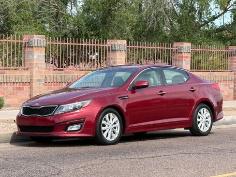 Used 2014 Kia Optima LX image 1