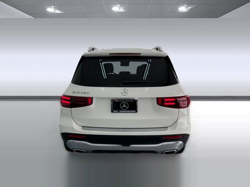 Certified 2026 Mercedes-Benz GLB 250 image 9