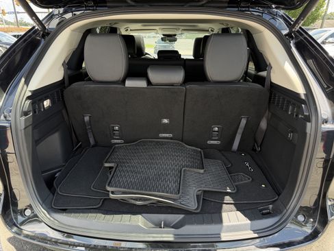 Used 2025 MAZDA CX-90 Plug-In Hybrid w/ Preferred AWD/4WD image 33