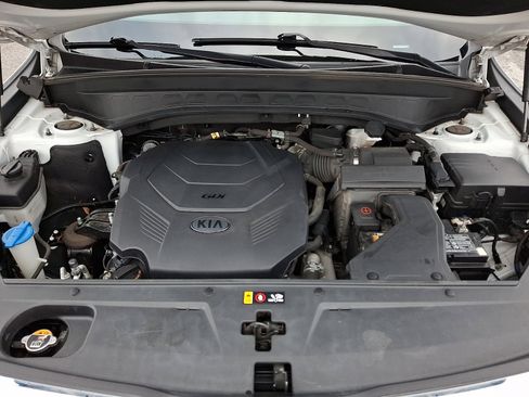 Used 2020 Kia Telluride LX image 29