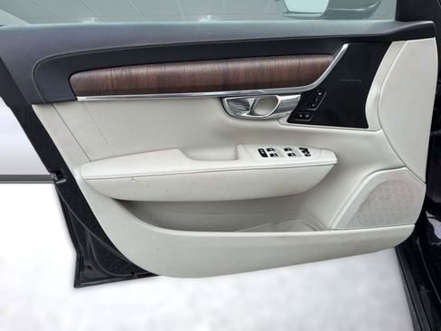 Used 2021 Volvo S90 T6 Inscription image 22