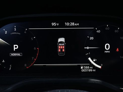 Used 2025 Mitsubishi Outlander SE FWD image 10