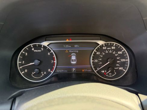 Used 2021 Nissan Altima 2.5 SV w/ SV Premium Package FWD image 18