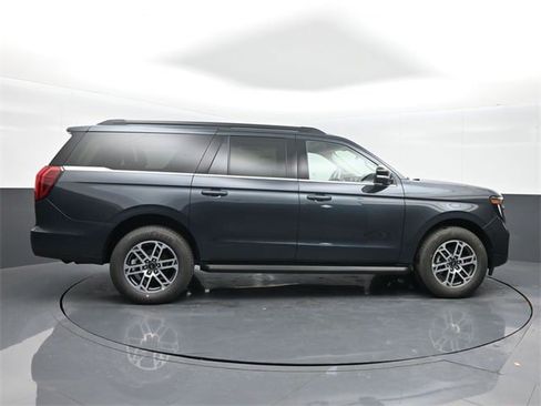 New 2025 Ford Expedition Max Active image 31
