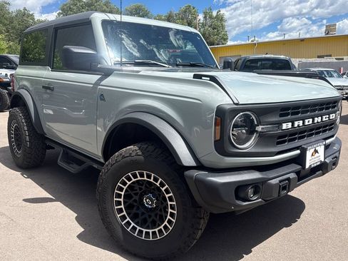 Used 2023 Ford Bronco Black Diamond AWD/4WD image 1