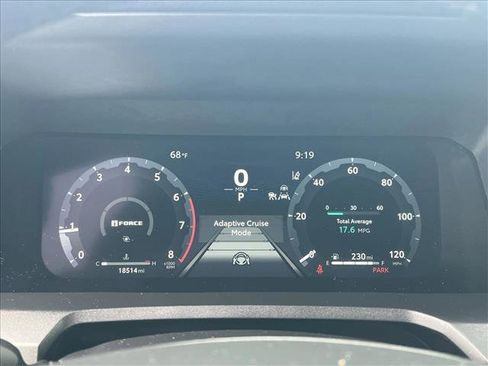 Certified 2025 Toyota Tacoma TRD Off-Road image 12