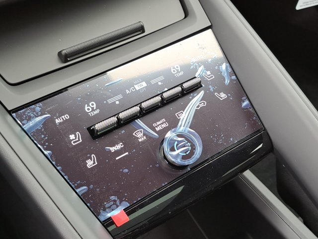 Used 2026 Porsche Macan Electric RWD image 34