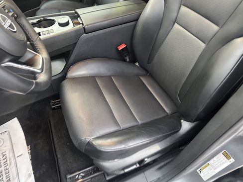 Used 2022 Nissan Rogue SV w/ SV Premium Package image 23