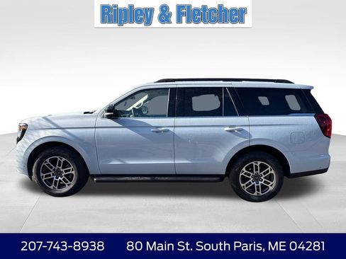 Used 2025 Ford Expedition Active AWD/4WD image 7