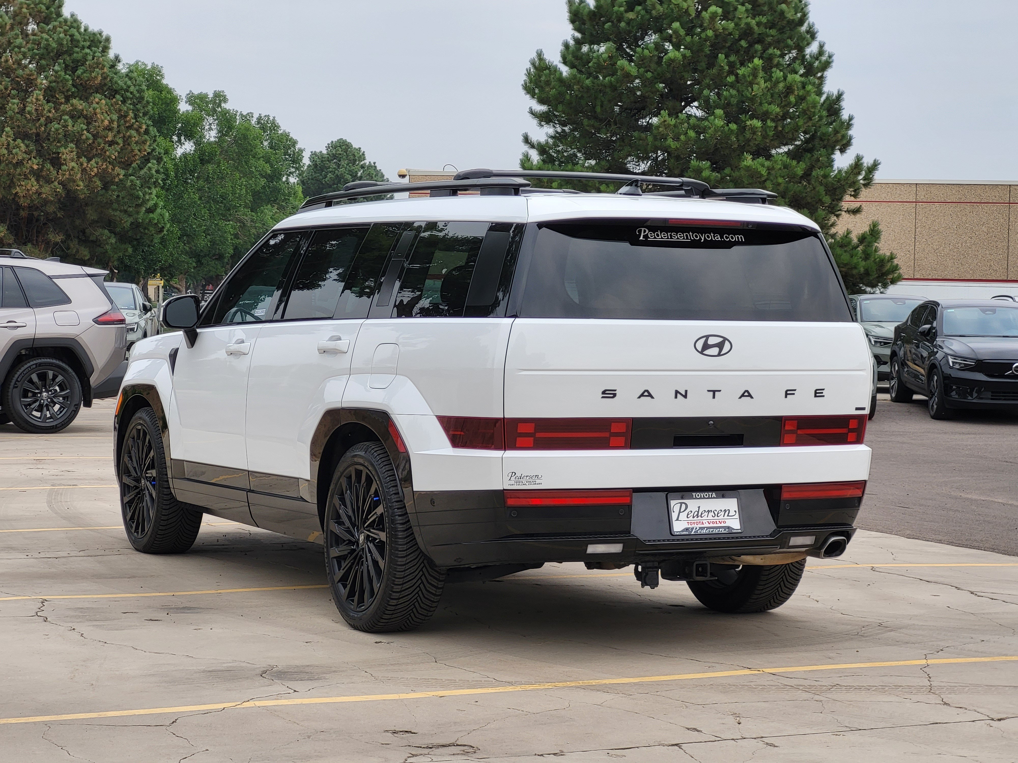 Used 2024 Hyundai Santa Fe Calligraphy AWD/4WD image 4