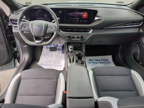 Certified 2024 Buick Envista Preferred FWD image 18