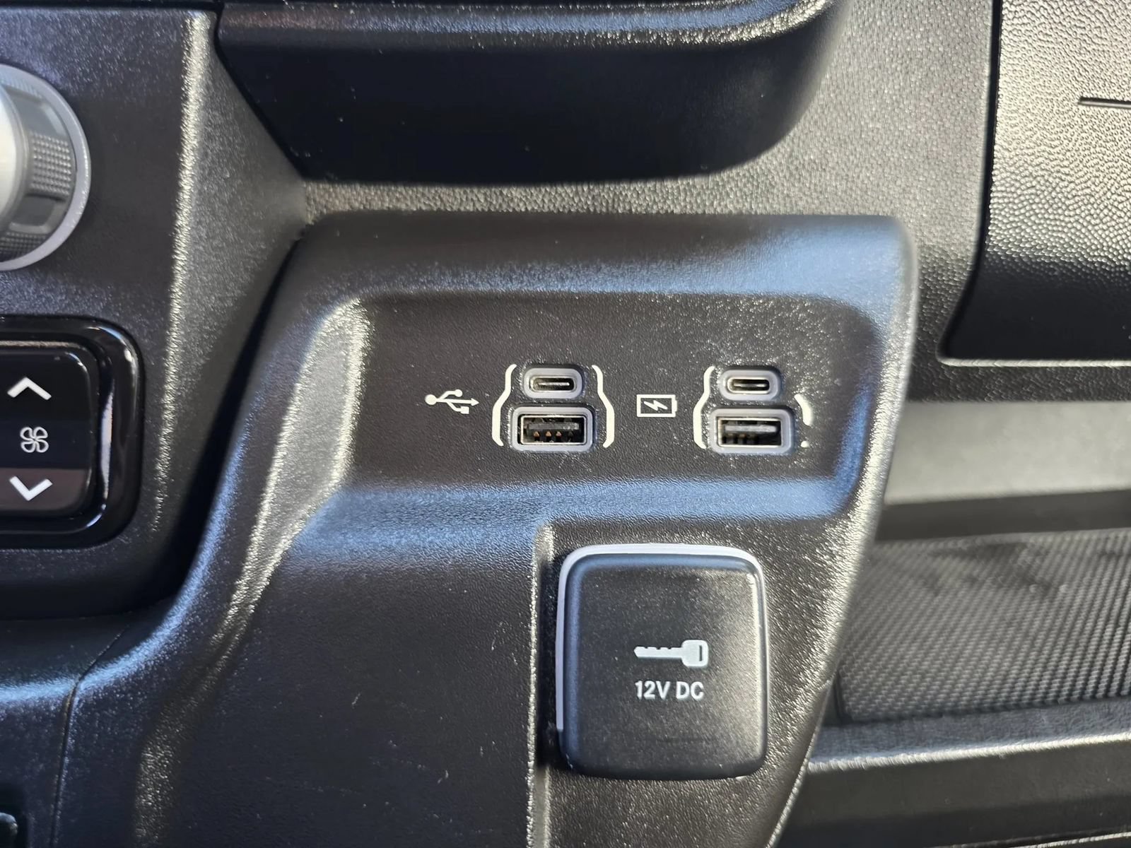 Used 2022 RAM ProMaster 3500 FWD image 13