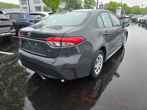 Used 2023 Toyota Corolla LE FWD image 7