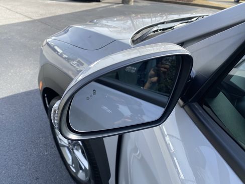 Used 2023 Hyundai Kona SEL w/ Convenience Package image 39