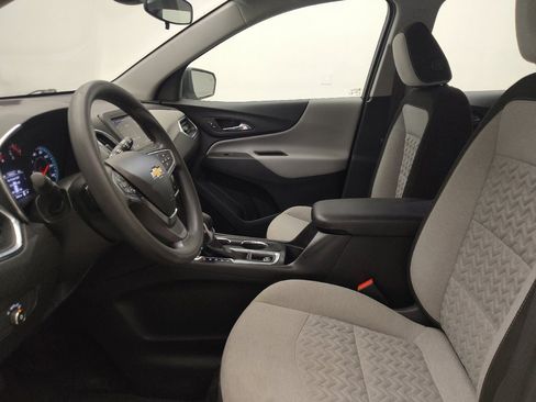 Used 2024 Chevrolet Equinox LS AWD/4WD image 17