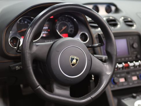 Used 2012 Lamborghini Gallardo LP 550-2 RWD image 24