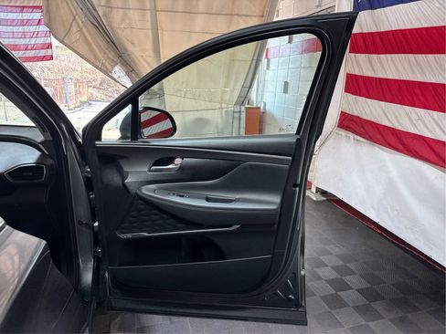 Used 2020 Hyundai Santa Fe SEL w/ Convenience + Premium Package image 21