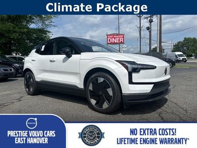 New 2025 Volvo EX30 Plus w/ Climate Package