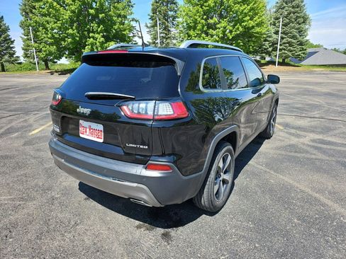Used 2019 Jeep Cherokee Limited AWD/4WD image 6
