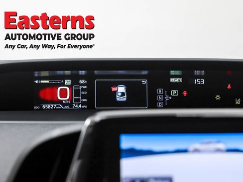 Used 2020 Toyota Prius Prime XLE image 19