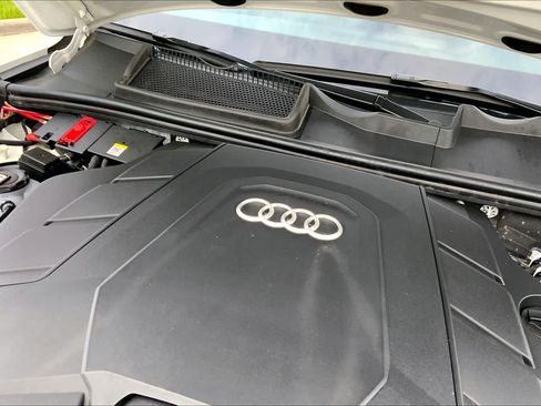 Used 2025 Audi Q7 3.0T Premium Plus AWD/4WD image 33