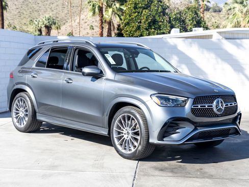 Used 2025 Mercedes-Benz GLE 350 4MATIC image 2