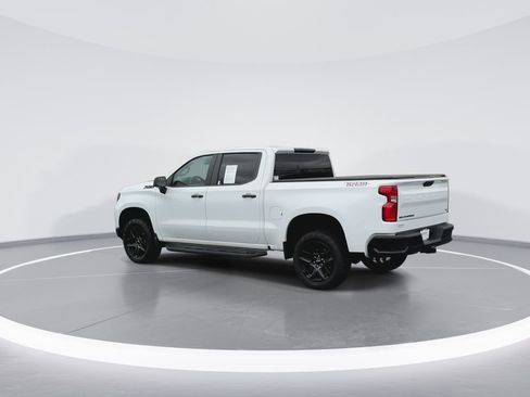 Used 2023 Chevrolet Silverado 1500 LT Trail Boss w/ Protection Package AWD/4WD image 6