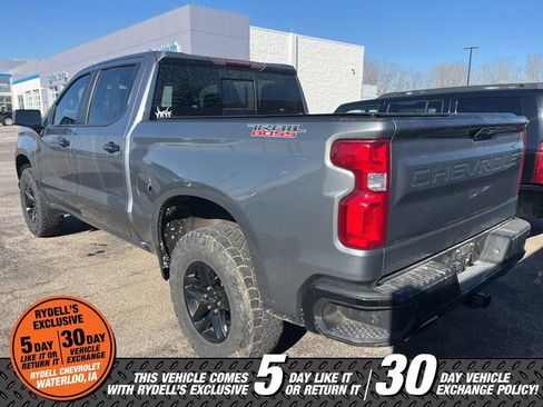 Used 2019 Chevrolet Silverado 1500 LT Trail Boss image 3