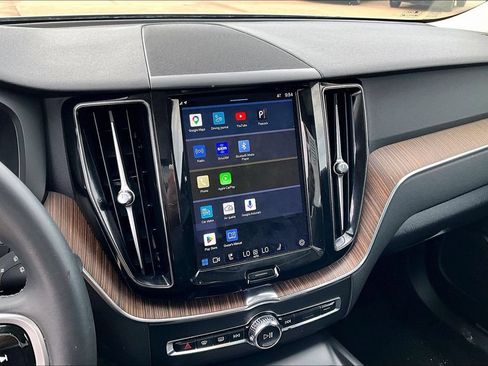 Used 2023 Volvo XC60 B5 Plus w/ Protection Package Premier FWD image 22