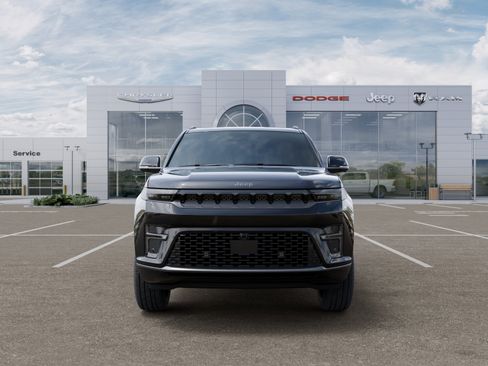 New 2026 Jeep Grand Wagoneer L Summit AWD/4WD image 35