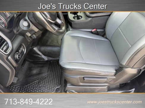 Used 2020 RAM 3500 Tradesman w/ Chrome Appearance Group RWD image 16