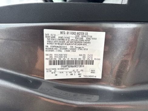 Used 2010 Ford Focus SES FWD image 22