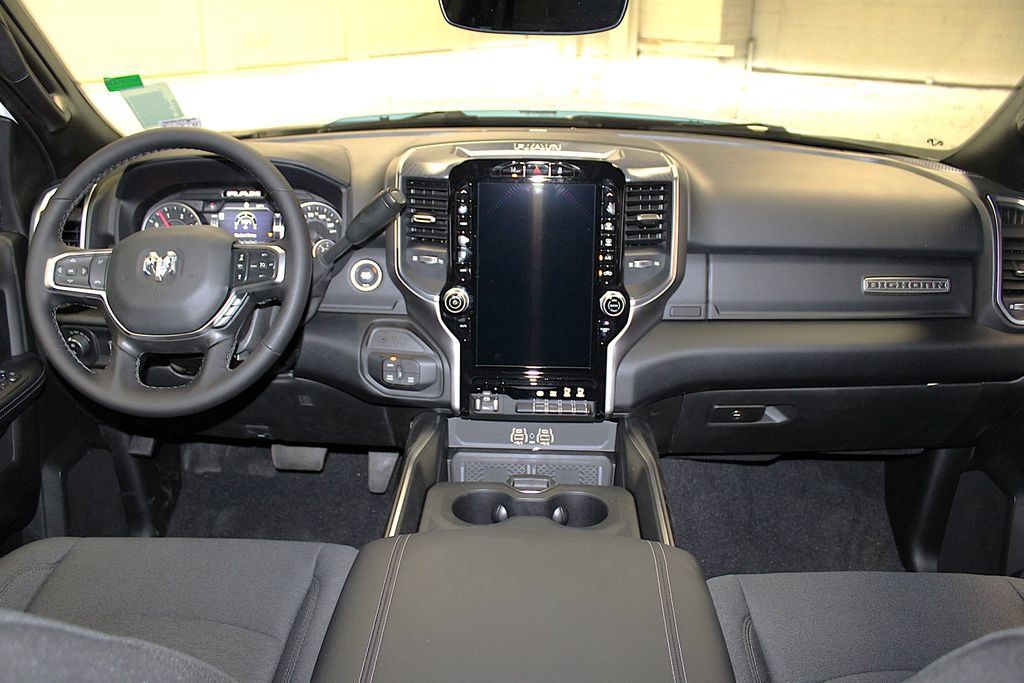 New 2026 RAM 2500 Big Horn AWD/4WD image 9