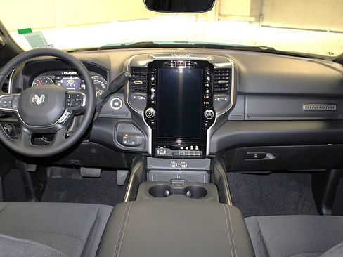 New 2026 RAM 2500 Big Horn AWD/4WD image 9