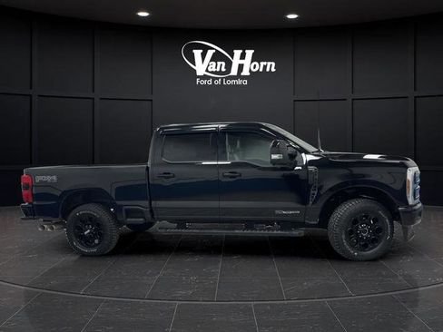 Used 2023 Ford F250 Lariat w/ Black Appearance Package image 2