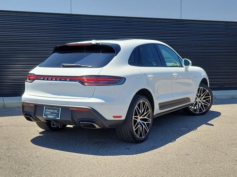 Certified 2023 Porsche Macan AWD/4WD image 9